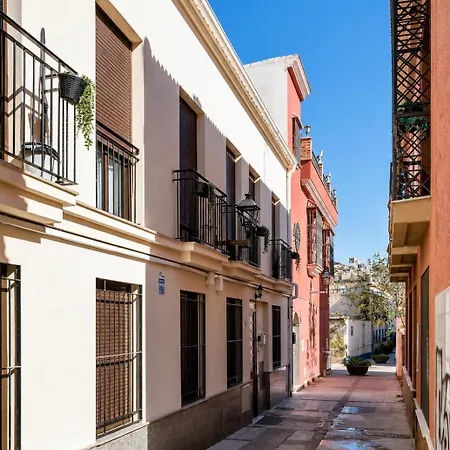Jara Centro - Bajo A Màlaga